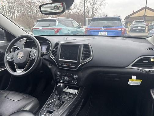 2021 Jeep Cherokee Latitude Lux