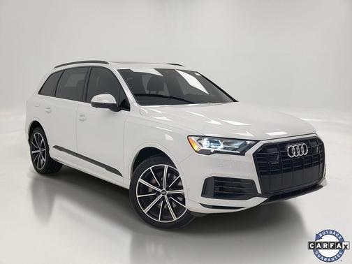 2022 Audi Q7 55 Premium Plus