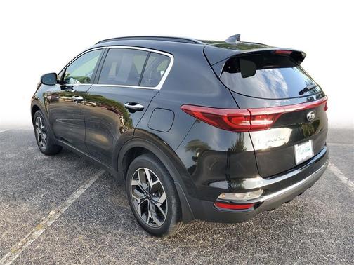 2022 Kia Sportage EX