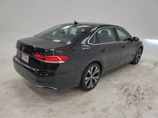 2021 Volkswagen Passat 2.0T SE