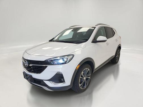 Summit White 2020 Buick Encore GX Essence
