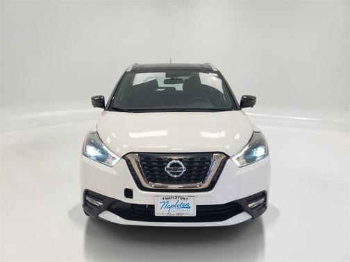 2019 Nissan Kicks SR