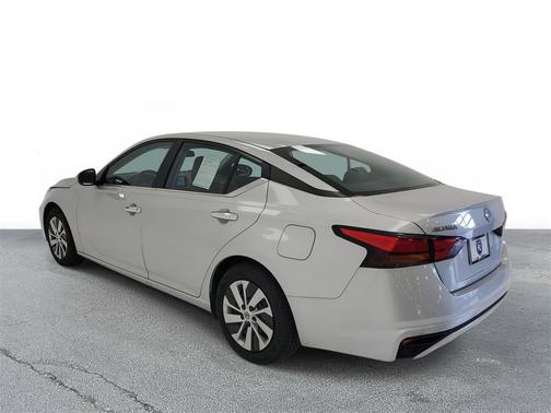 2023 Nissan Altima S FWD