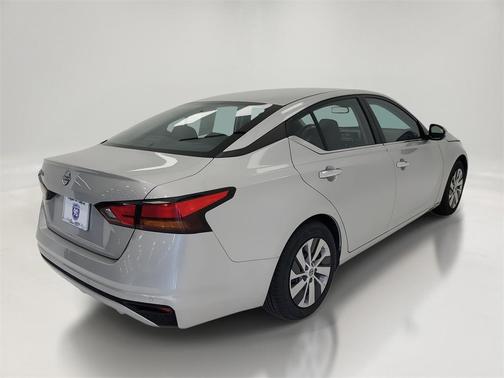 2023 Nissan Altima S FWD