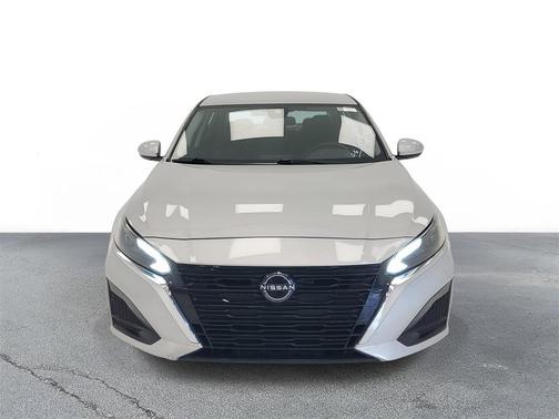 2023 Nissan Altima S FWD
