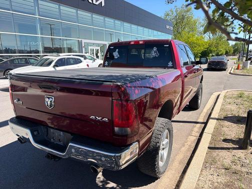 Delmonico Red Pearlcoat 2019 RAM 1500 Big Horn