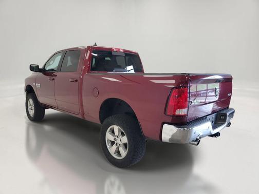 Delmonico Red Pearlcoat 2019 RAM 1500 Big Horn