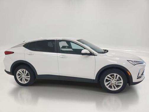 2025 Buick Envista Preferred FWD