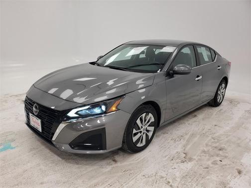 2023 Nissan Altima S FWD