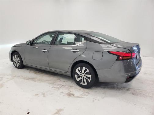 2023 Nissan Altima S FWD