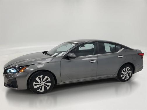 2023 Nissan Altima S FWD