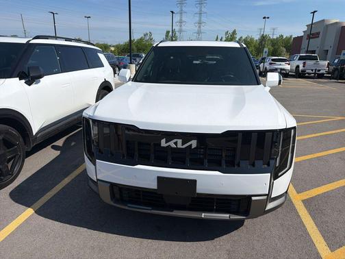 Glacial White Pearl 2027 Kia Telluride EX