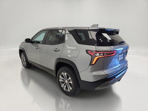 Sterling Gray Metallic 2025 Chevrolet Equinox 1LT
