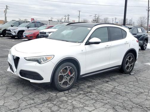 2022 Alfa Romeo Stelvio Ti