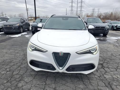 2022 Alfa Romeo Stelvio Ti