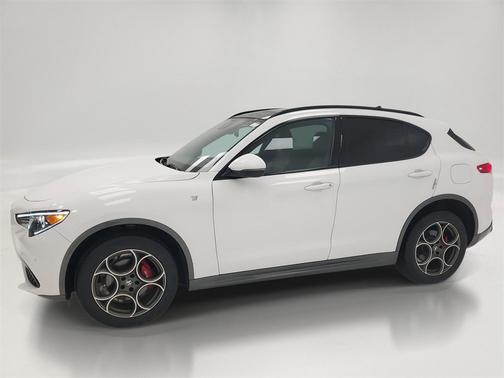 2022 Alfa Romeo Stelvio Ti