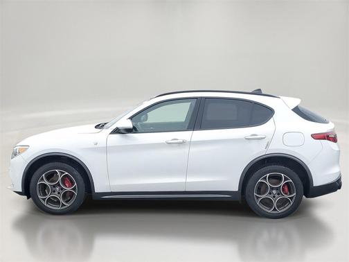 2022 Alfa Romeo Stelvio Ti