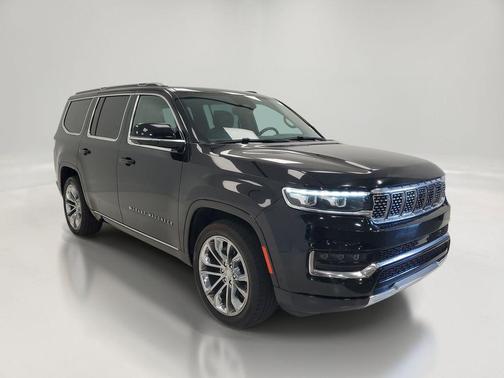 Diamond Black Crystal Pearlcoat 2023 Jeep Grand Wagoneer Series II 4x4