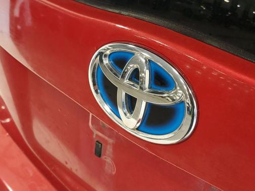 2010 Toyota Prius One