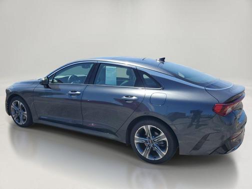 Gravity Gray 2023 Kia K5 EX