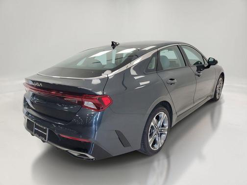 Gravity Gray 2023 Kia K5 EX