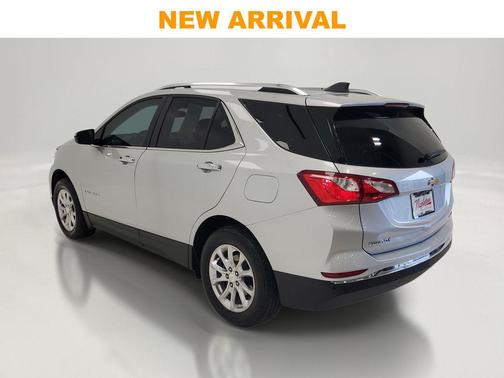 Silver Ice Metallic 2021 Chevrolet Equinox 1LT