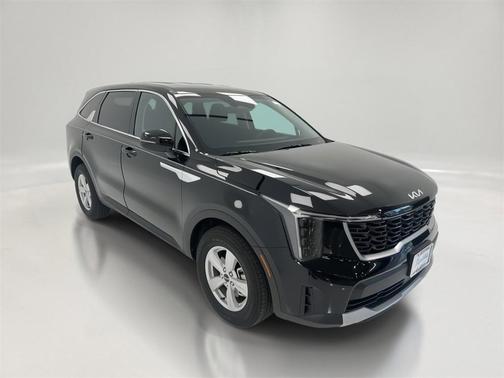 2025 Kia Sorento LX