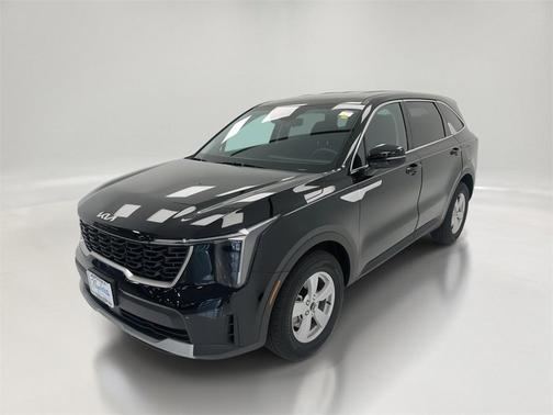 2025 Kia Sorento LX