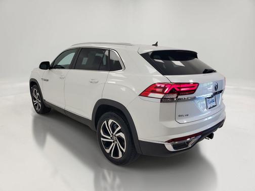 Opal White 2023 Volkswagen Atlas Cross Sport 3.6L V6 SEL