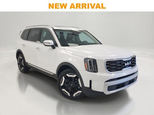 Glacial White Pearl 2025 Kia Telluride S