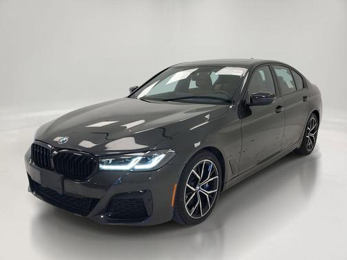 2023 BMW 530 i xDrive