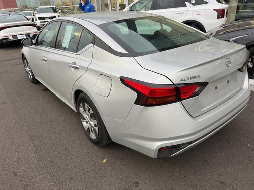 2024 Nissan Altima S FWD