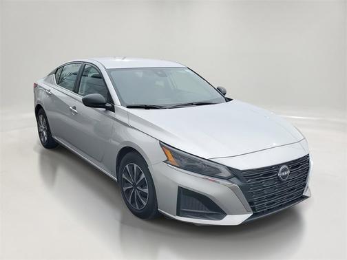 2024 Nissan Altima S FWD