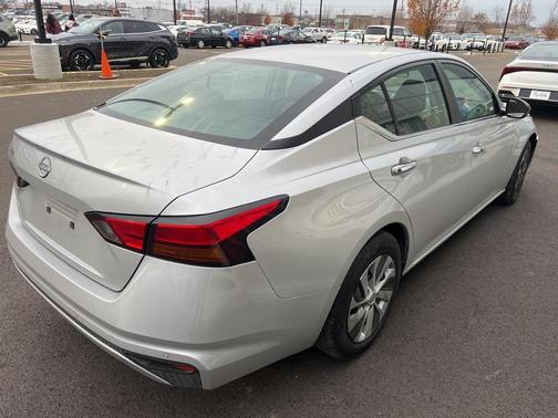 2024 Nissan Altima S FWD