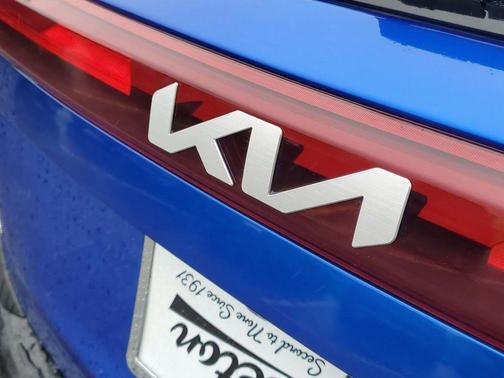 Neptune Blue 2025 Kia Seltos S