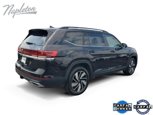 Deep Black Pearl 2025 Volkswagen Atlas 2.0T SE w/Technology