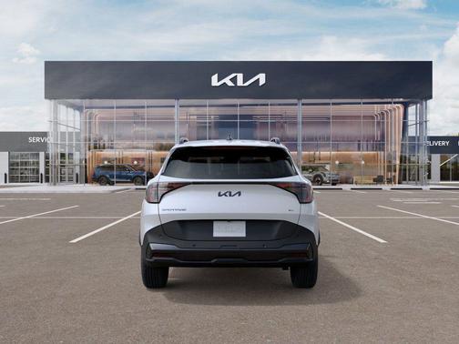 Glacial White Pearl 2026 Kia Sportage X-Line
