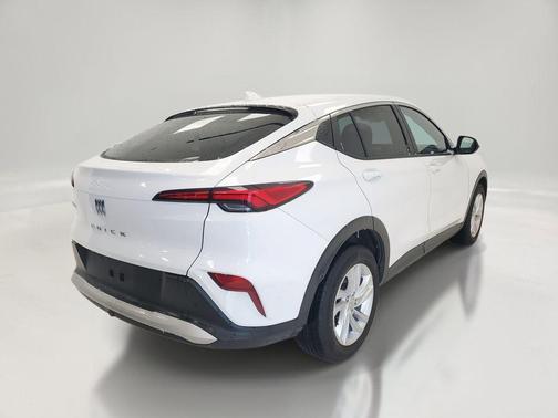 2025 Buick Envista Preferred FWD