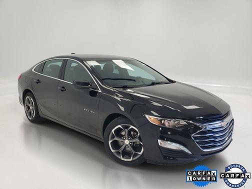 Mosaic Black Metallic 2023 Chevrolet Malibu FWD 1LT