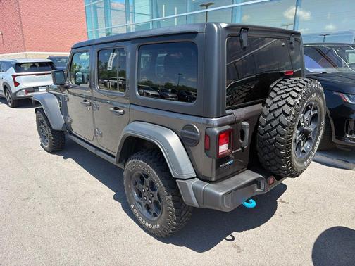 Granite Crystal Metallic Clearcoat 2023 Jeep Wrangler 4xe Willys