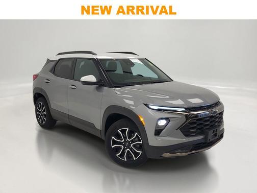 Sterling Gray Metallic 2025 Chevrolet Trailblazer ACTIV