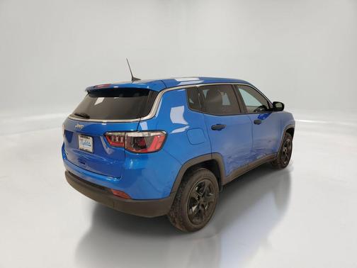 2023 Jeep Compass Sport