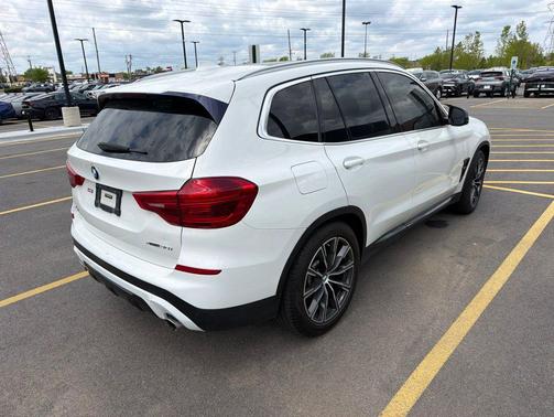 Alpine White 2018 BMW X3 xDrive30i