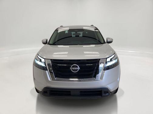 Brilliant Silver Metallic 2025 Nissan Pathfinder SV FWD