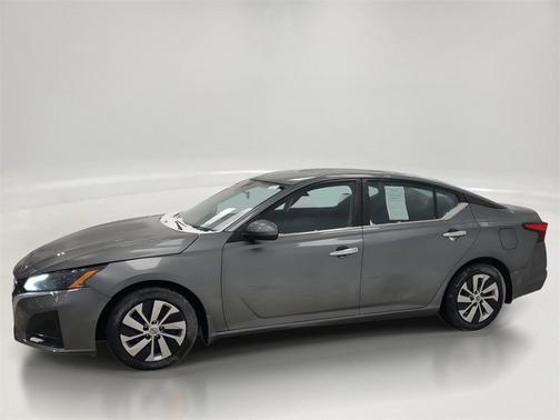 2023 Nissan Altima S FWD