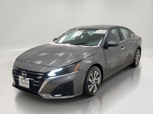 2023 Nissan Altima S FWD