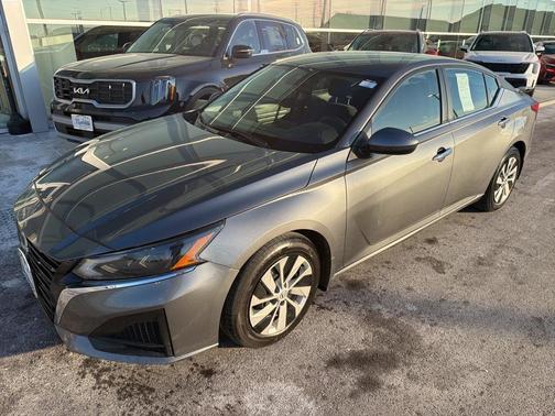 2023 Nissan Altima S FWD