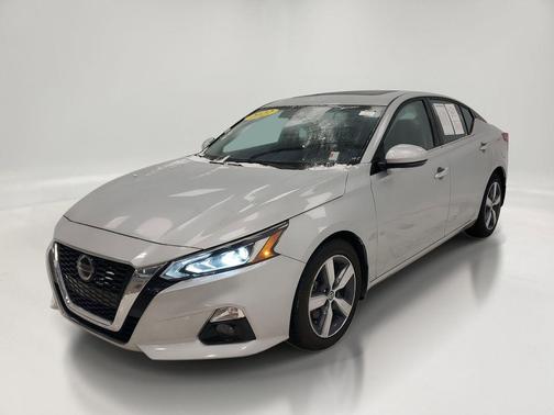 2022 Nissan Altima 2.5 SL