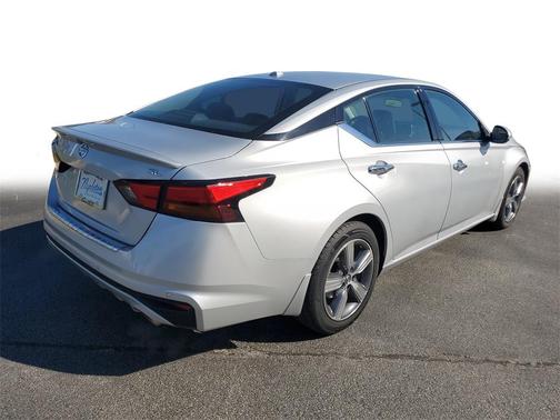 2022 Nissan Altima 2.5 SL