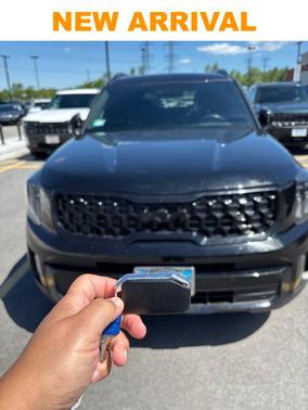 Ebony Black 2025 Kia Telluride EX X-Line